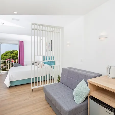 Boutique Flamingo 4*