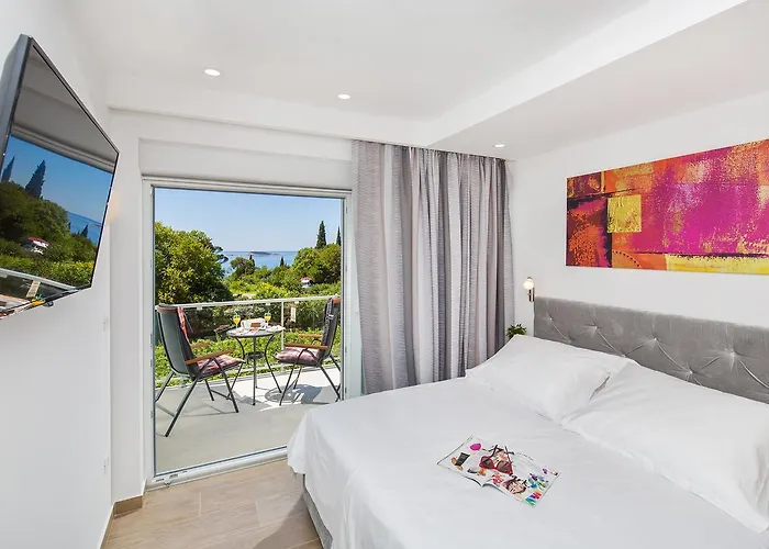 Bed & Breakfast Boutique Flamingo 4*