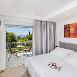 Bed and Breakfast Boutique Flamingo 4*