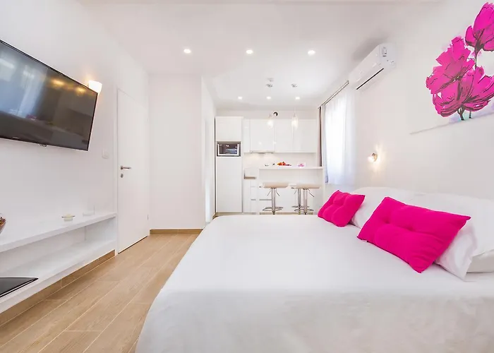 Boutique Flamingo 4*