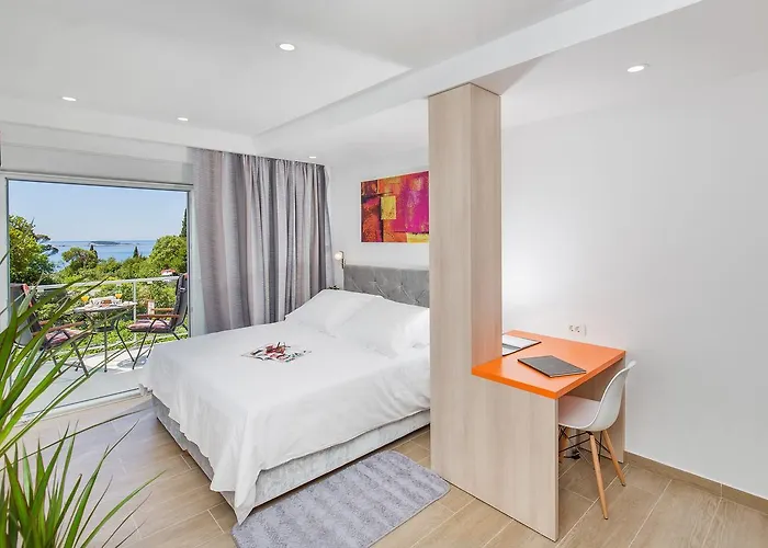 Boutique Flamingo ベッド・アンド・ブレックファスト 4*