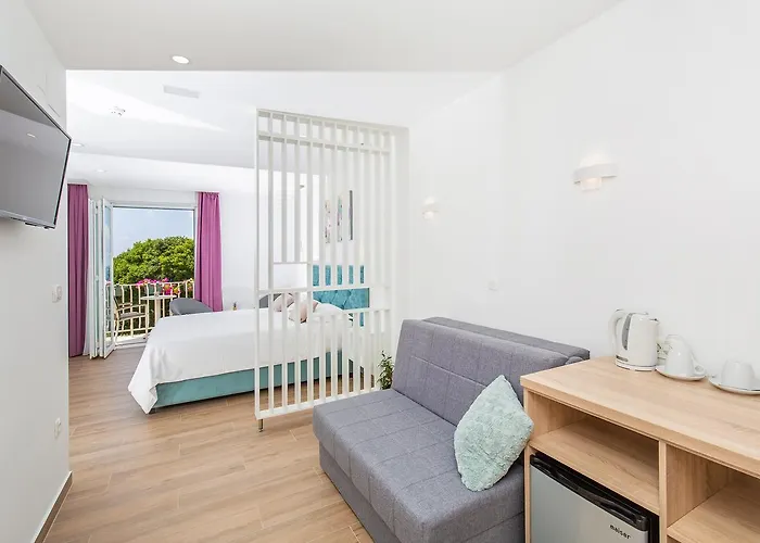 Boutique Flamingo 4*